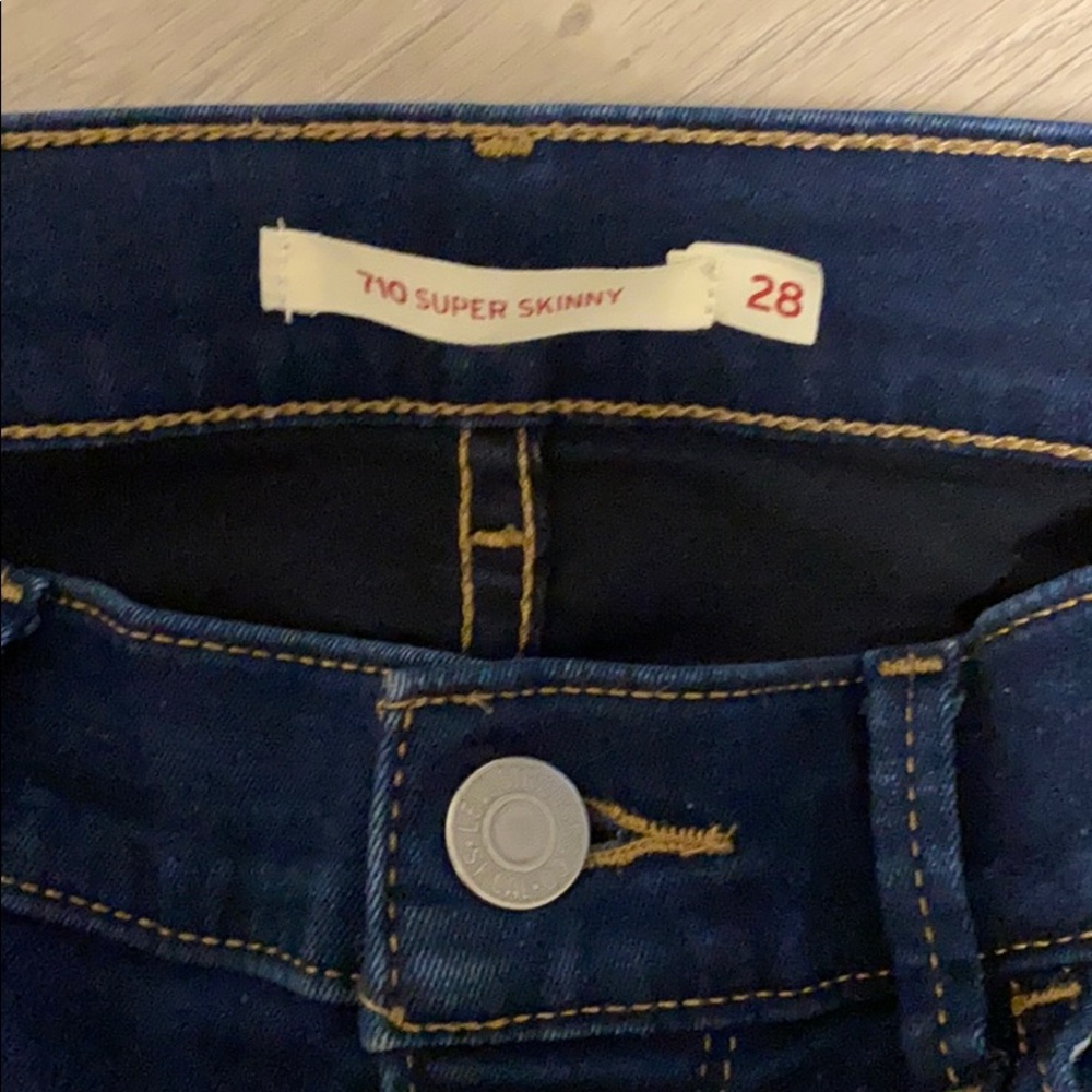 Levi’s 710 super skinny
